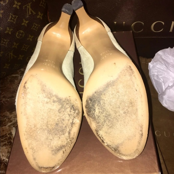 Authentic Suede Gucci Shoes - Picture 10 of 13